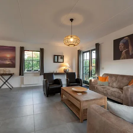 De Buitenplaats 42 Holiday home *