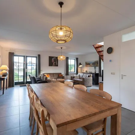 De Buitenplaats 42 Holiday home *